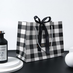 Chic Checkered Kraft Gift Bag